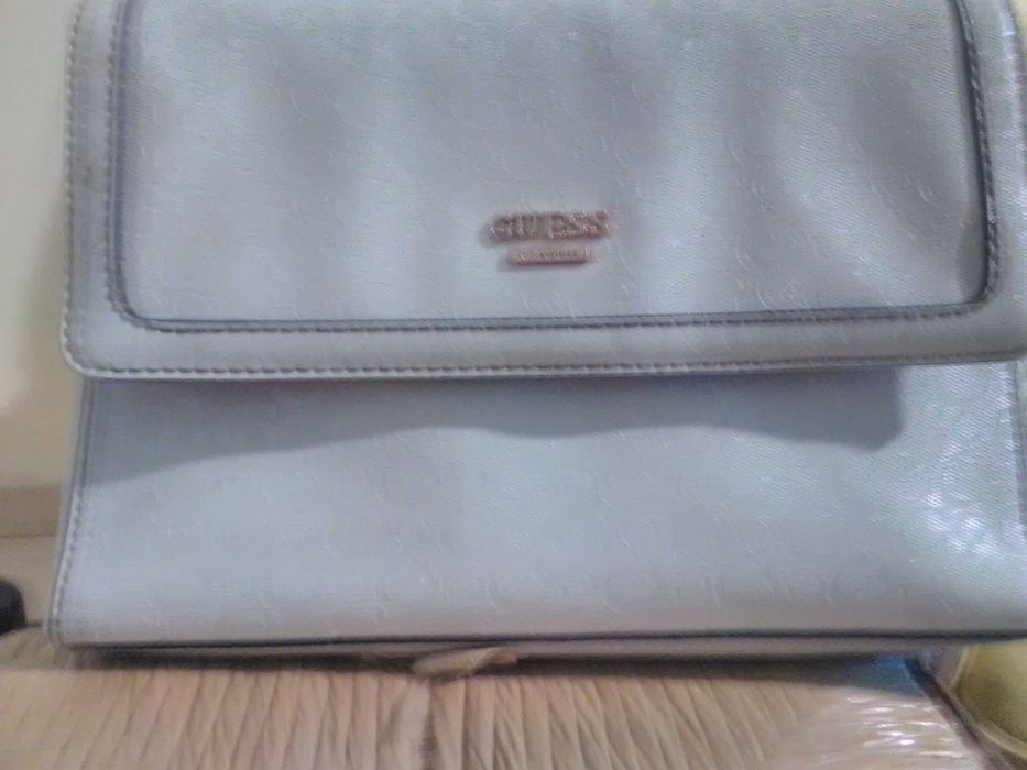 Mala senhora e carteira GUESS original