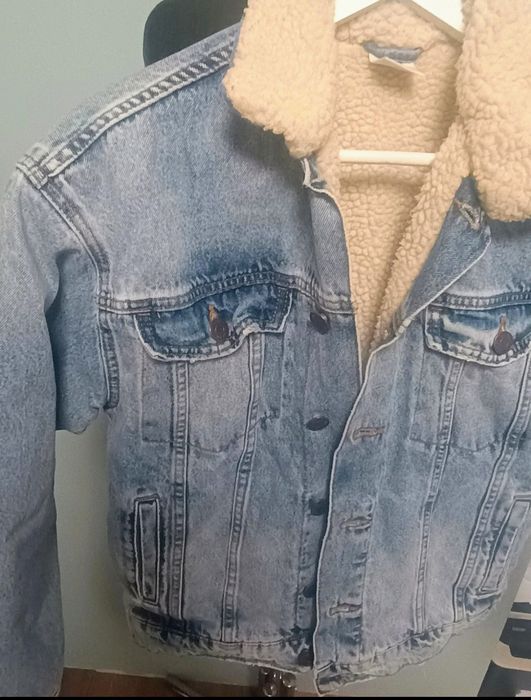Zara jeansowa kurtka na kożuszku 152
