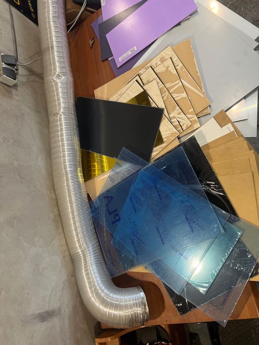 Продам шматки акрілу,фанери,двп, двохсторонього акрилу