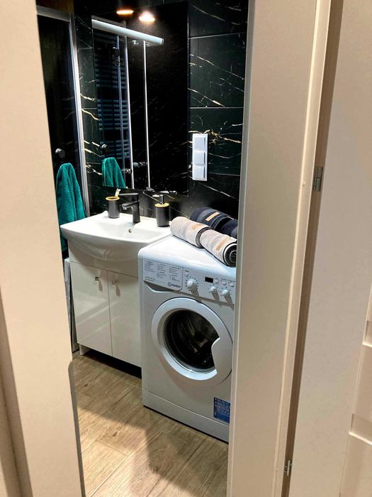 Wynajmę 2 pokoje na krótkie terminy