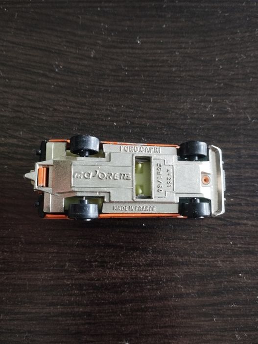 Ford.Capri N°251 ech.1/60 Made in France Majorette