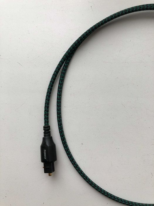 Оптический кабель AudioQuest Forest 0.75м оригинал