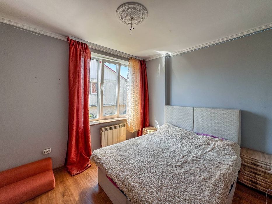 Таунхаус/квартира + гараж - 177м² /частина будинку, 7хв. ТЦ Майдан