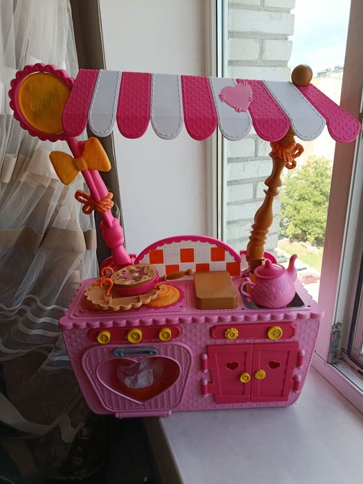 Дитяча іграшка " кухня -кафе"