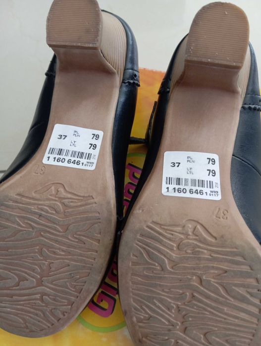 Buty damskie na obcasie