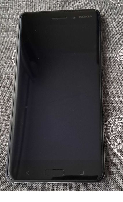 Telefon -  Nokia 6