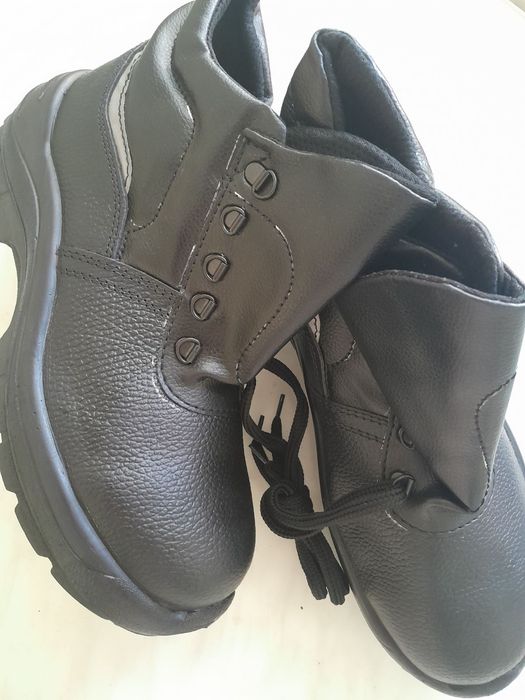 Робочі черевики, спецвзуття чоловіче