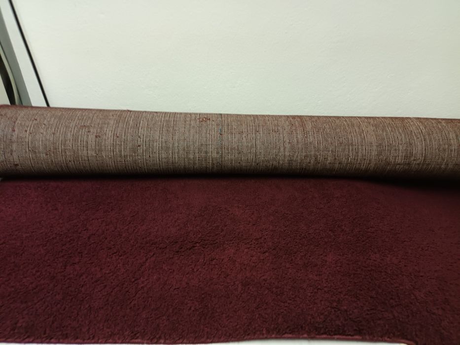 Vendo carpete bourdeaux