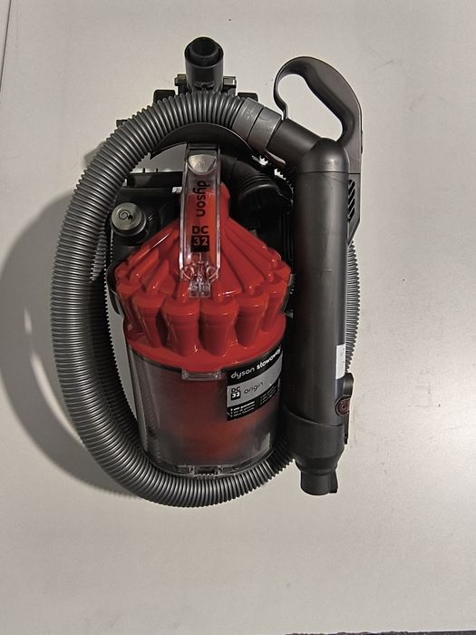 Aspirador Dyson DC 32 Origin