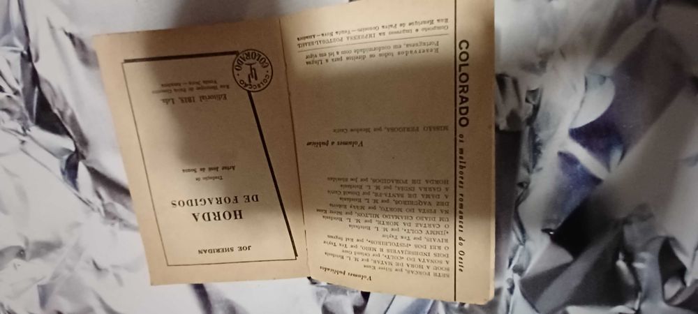 Livro _Horda de Foragidos_ de Joe Sheridan