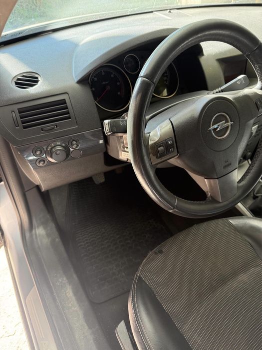 Opel Astra 1.3CDTI