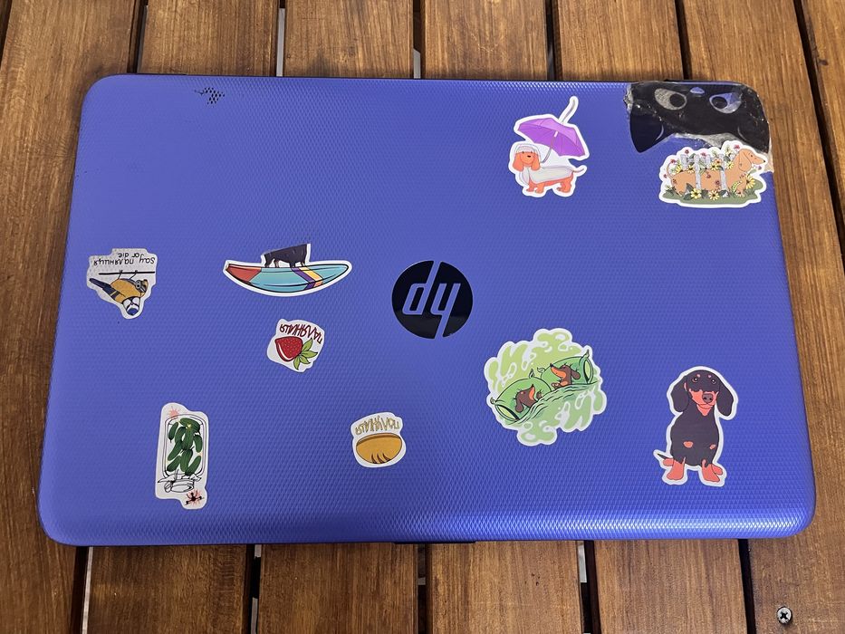 Ноутбук HP 15-ac600ur