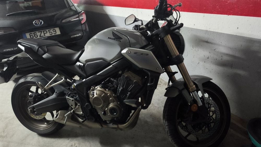 Honda CB650R – 2021