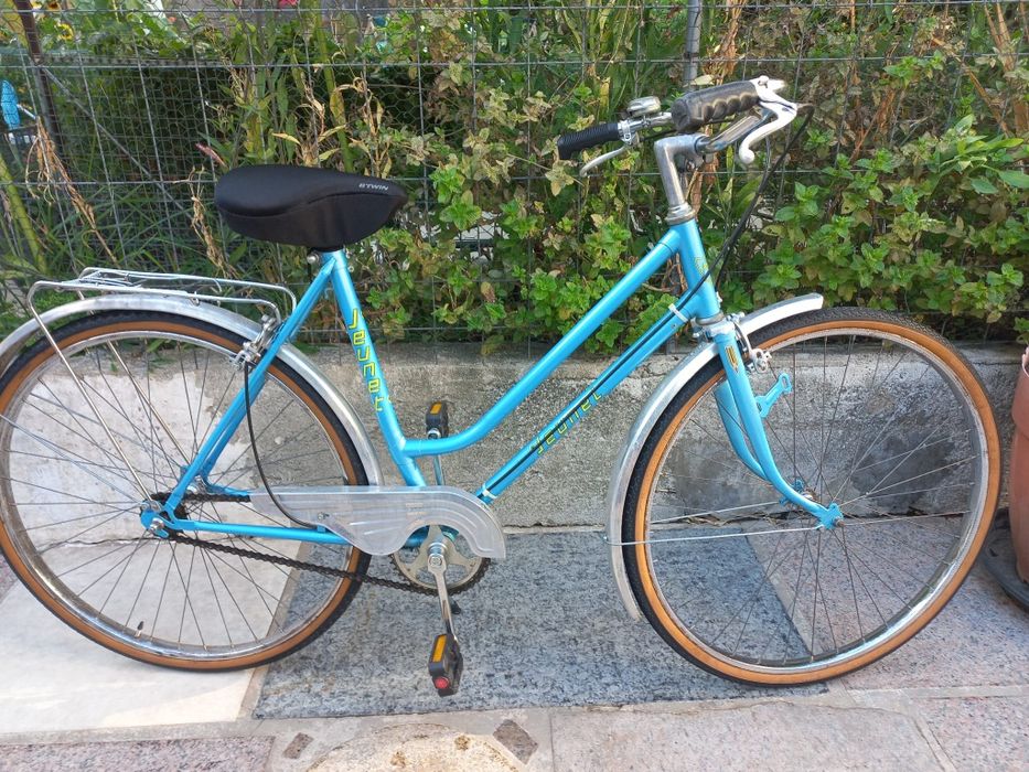 Bicicleta clássica de mulher