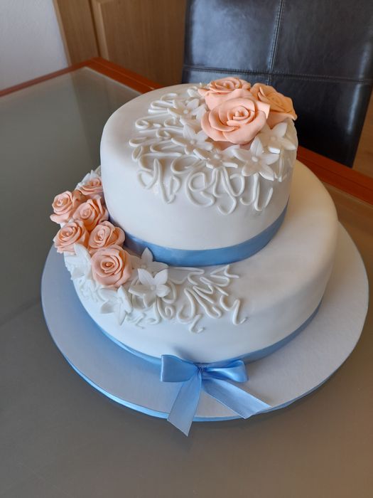 bolos de casamento  &  aniversário .