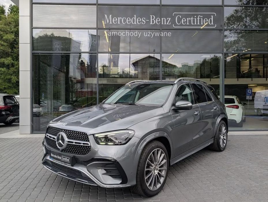 Mercedes-Benz GLE 300d 4Matic, AIRMATIC, Burmester, kamera 360°, lampy Highbeam Plus