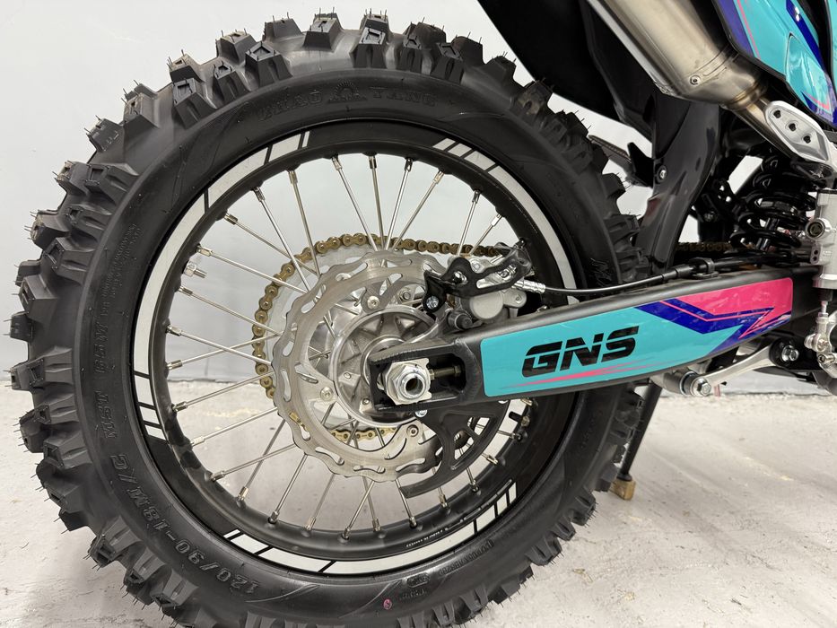 Ендуро GEON Dakar GNS300R