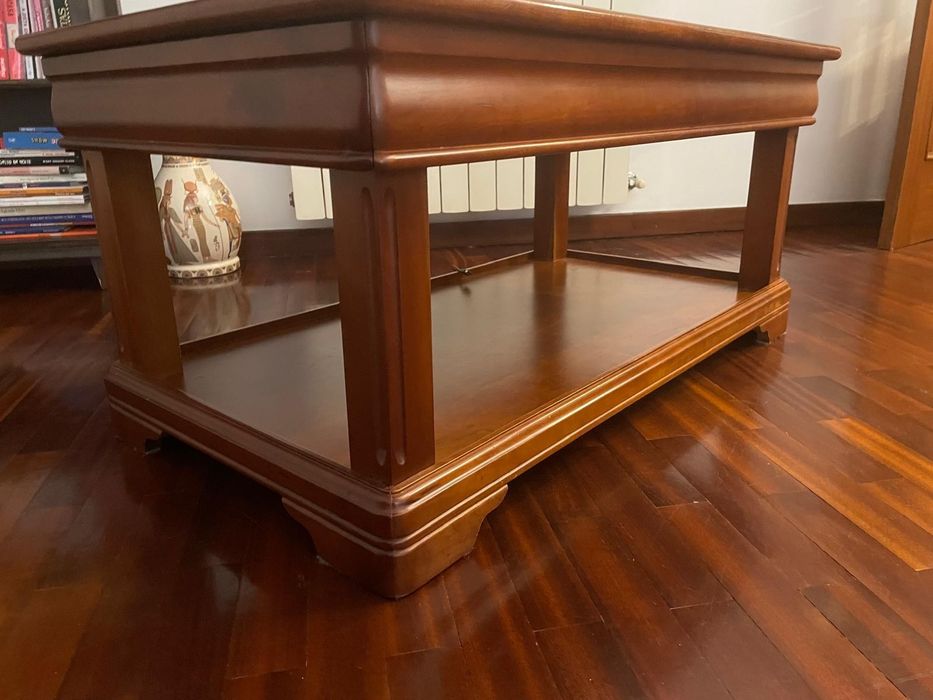 Mesa de Centro em Madeira