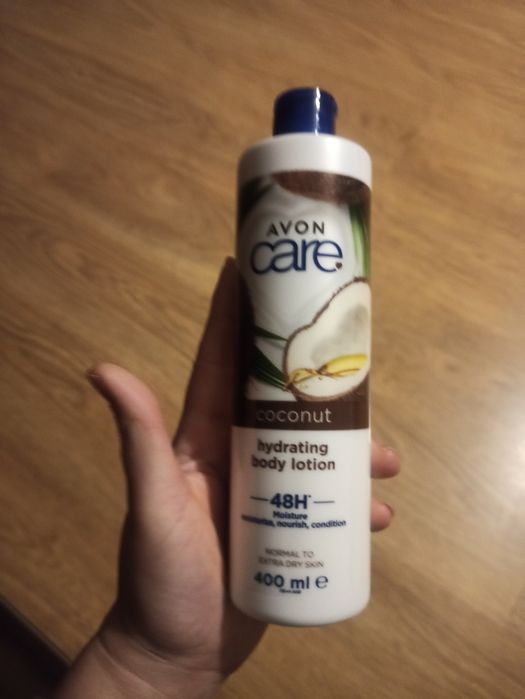 Sprzedam Balsam do ciała kokos pojemność 400 ml