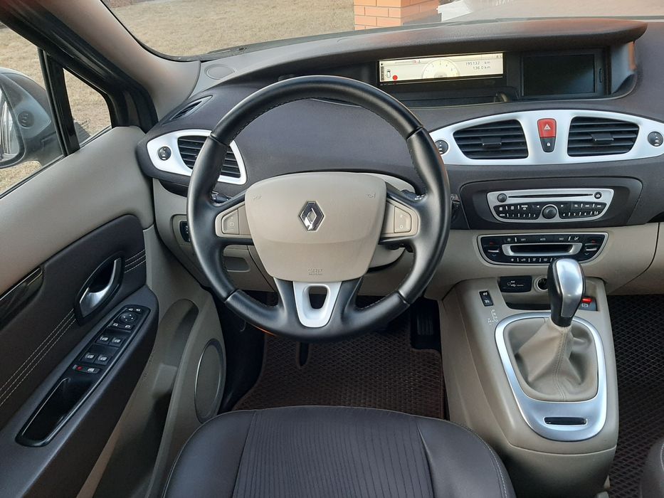 Renault-Grand Scenic 2009р.