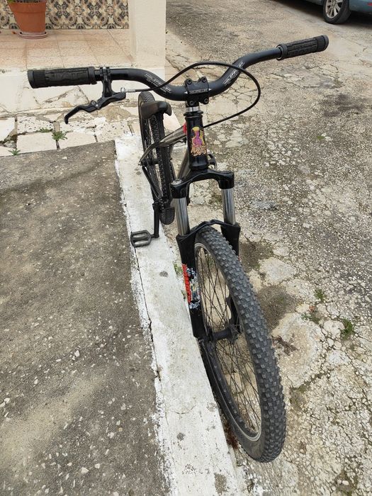 Mutant bikes disc  dirt jump 26