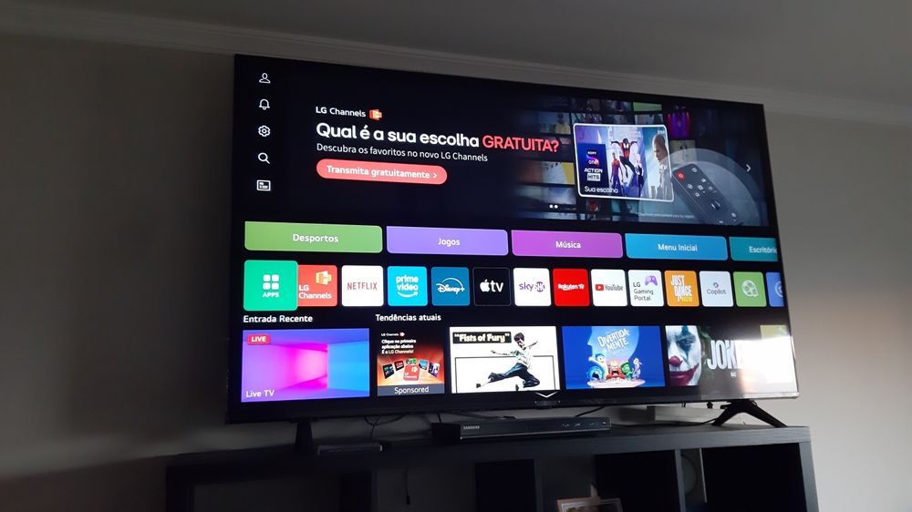 TV-LG de 65 polegadas como novo