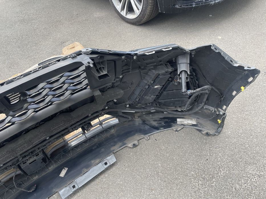 Audi Q3 83a бампер клмплекний s line