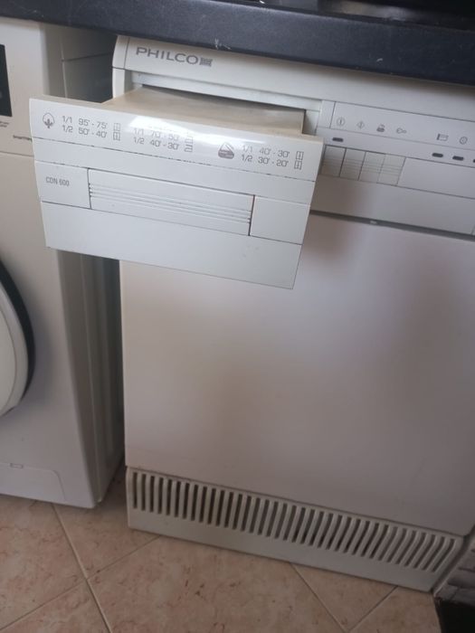 Maquina de secar roupa com deposito e bom estado