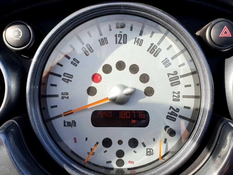 MINI Cabrio One - ar condicionado - iuc antigo - embreagem nova