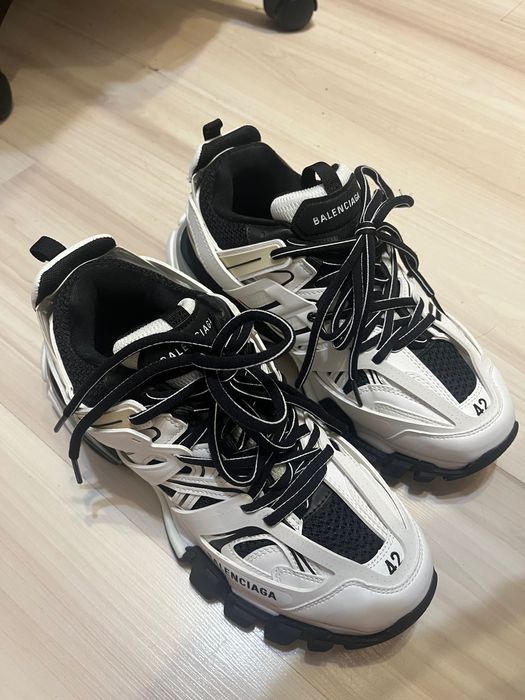 Balenciaga Track Worn Out White