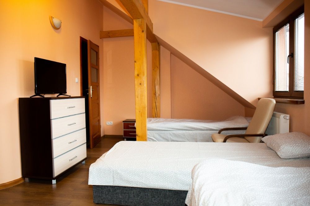 Nocleg pracowniczy. Transport. Hostel Wrocław Krzyki Klecina