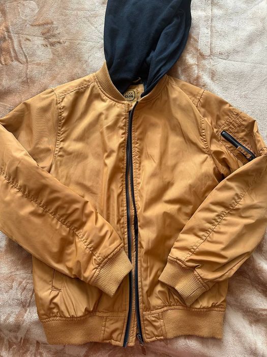 Весняна куртка на хлопця