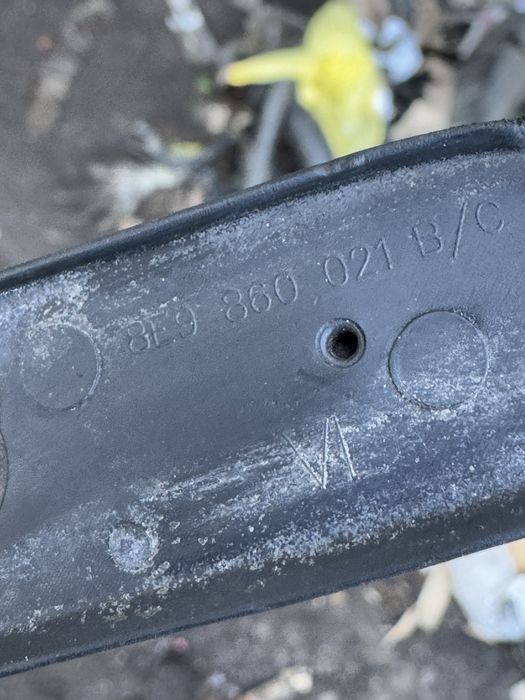 Рейлини на крышу Audi A4 B7