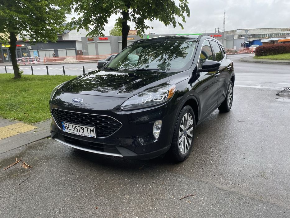 Ford Escape Hybrid Titanium