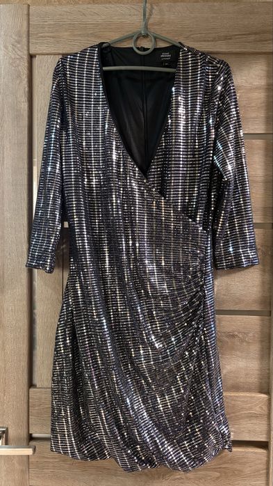 Продам сукні в ідеальному стані