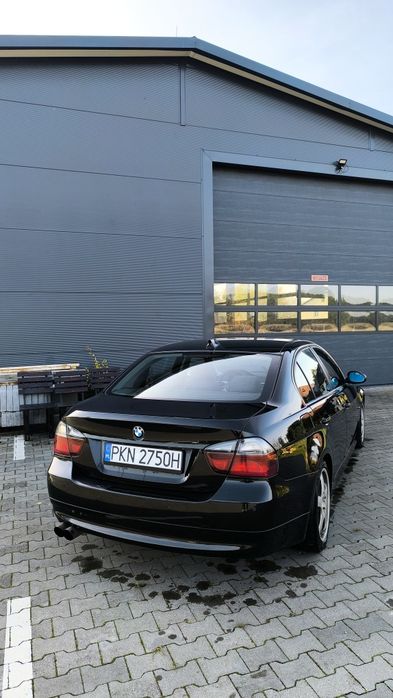 BMW E90 325i 218km