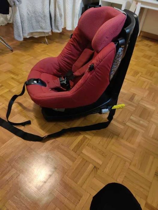Cadeira auto BébéConfort AxissFix