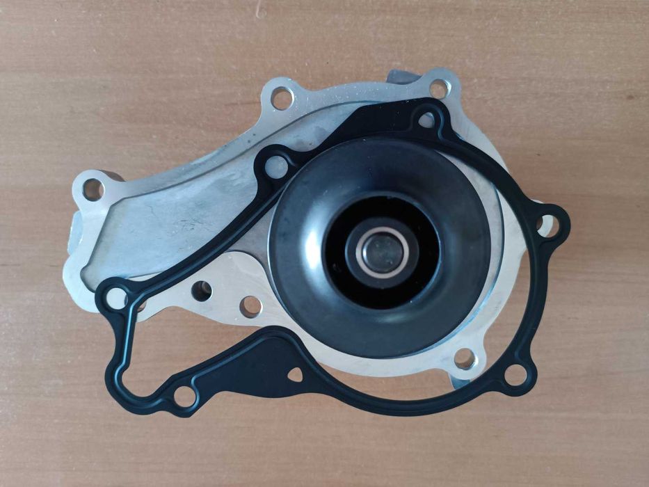 Помпа охолодження  1.6 HDi Peugeot, Citroen, Volvo, Ford, Mazda, Opel