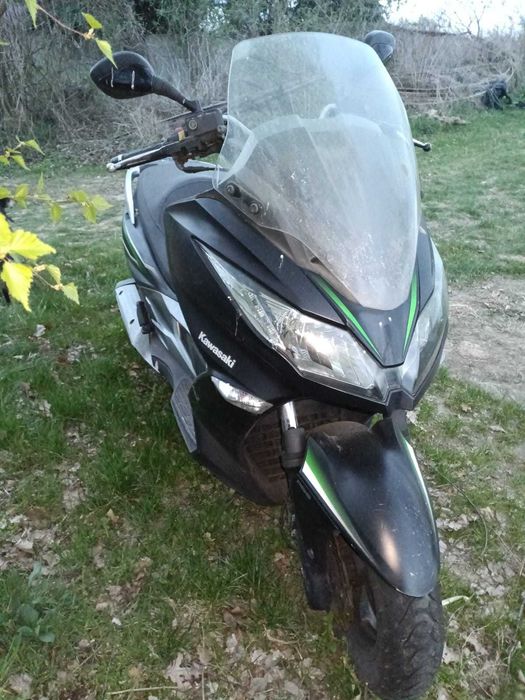 Kawasaki J 300/125 części.