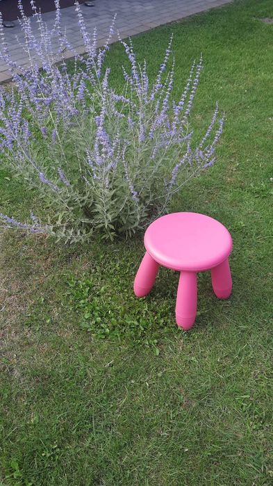 Stołek taboret dziecięcy różowy MAMMUT IKEA dom ogród