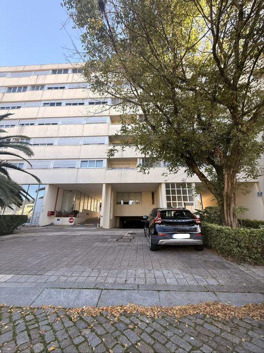 Lugar de Garagem em Ramalde, Porto