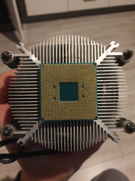 AMD Ryzen 5 1500X z chłodzeniem