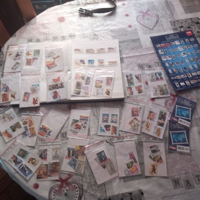 Colecção de selos autenticos do mundo