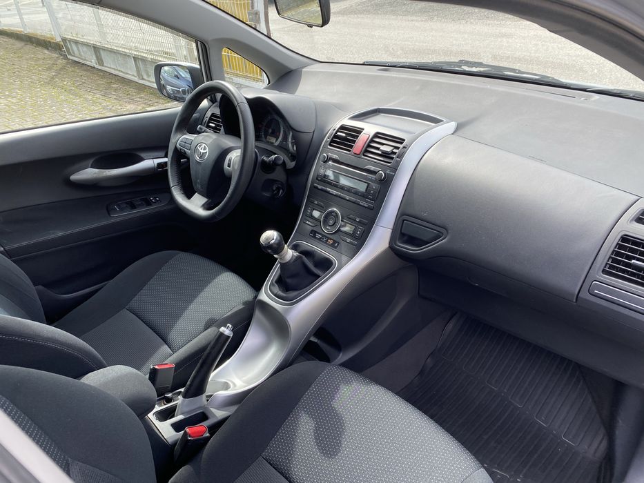 Toyota Auris D-4D + Excelente Estado!