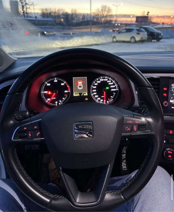 Авто Seat leon 2017