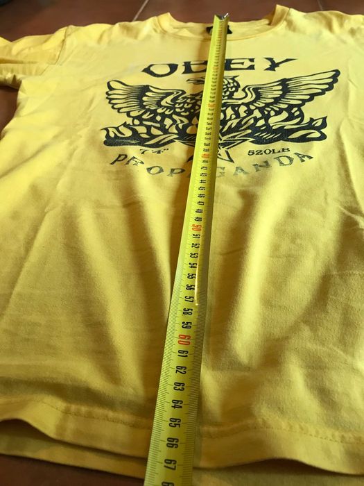 T-shirt OBEY Vintage Águia Amarela Propaganda L Shepard Fairey Eagle