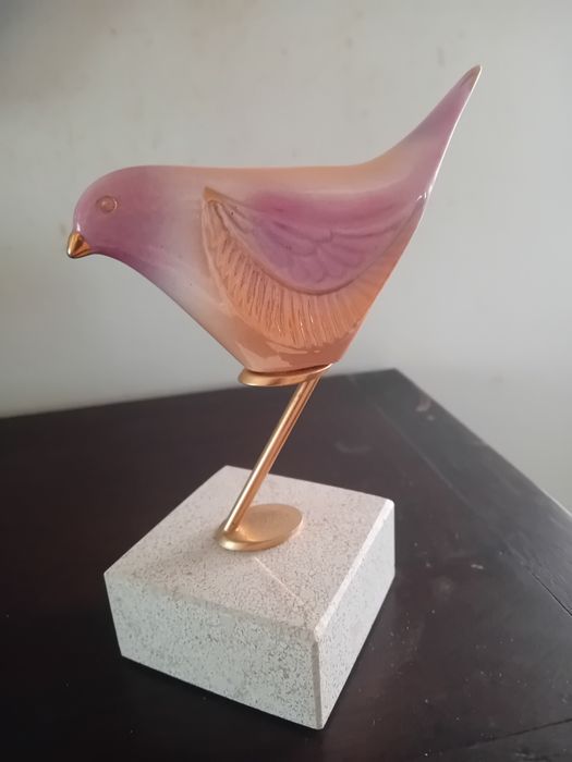 Estatueta pássaro