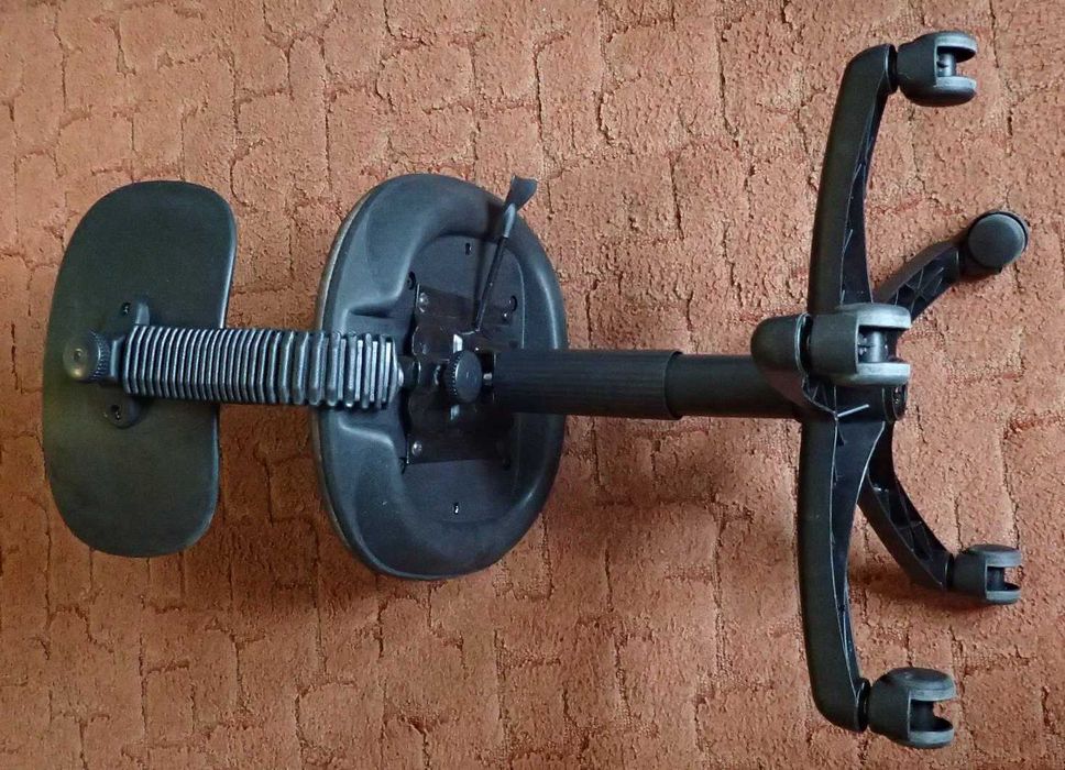 Krzesło biurowe obrotowe dla dziecka