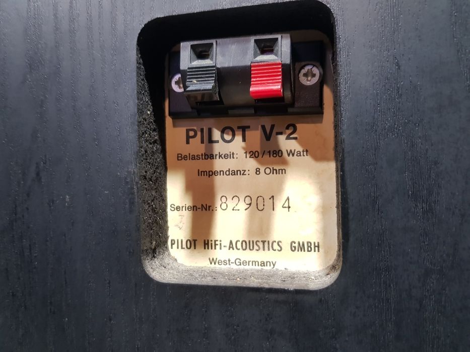 Акустика PILOT V2, потужність 120/180 Вт, б/у з Німеччини