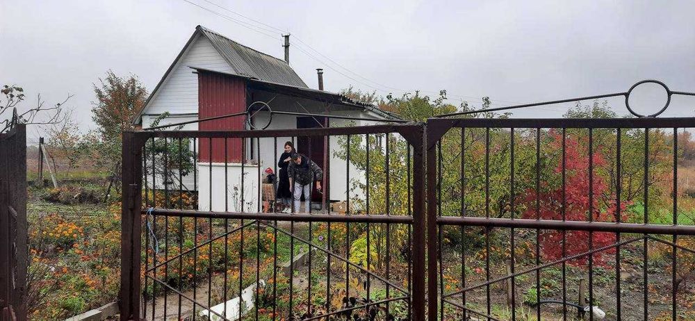 Невеличка,бюджетна дачка. Переоформлення через кооператив.